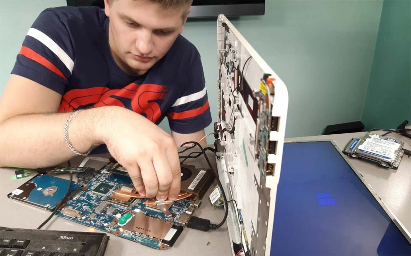 Дополнительные работы по ремонту ноутбуков в Ялте