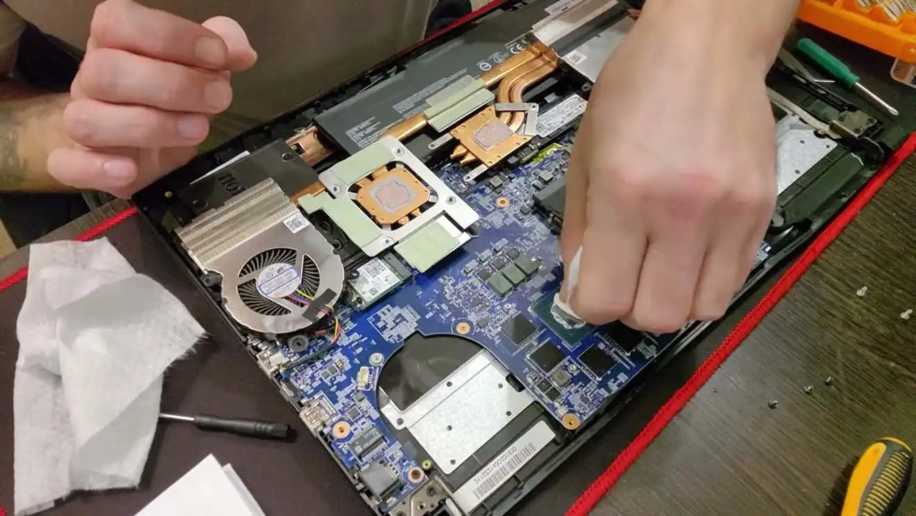 Ремонт ноутбуков HP в Ялте