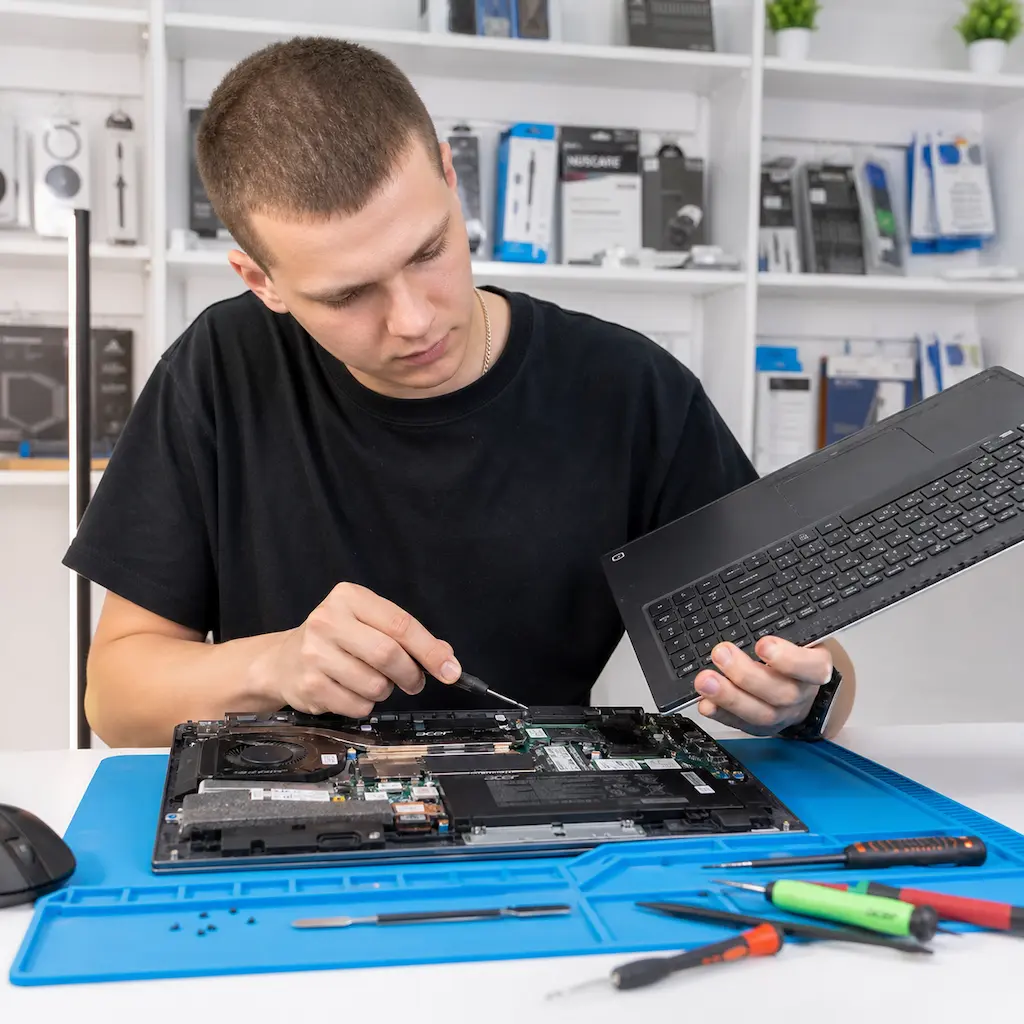заменить клавиатуру на ноутбуке Acer в Ялте
