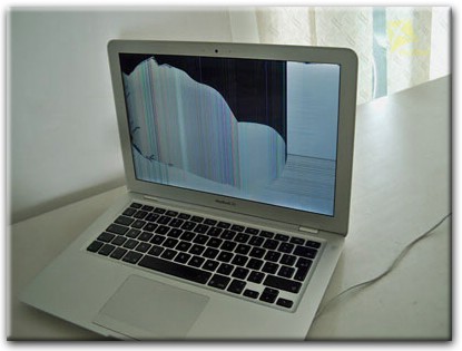 Замена матрицы Apple MacBook в Ялте